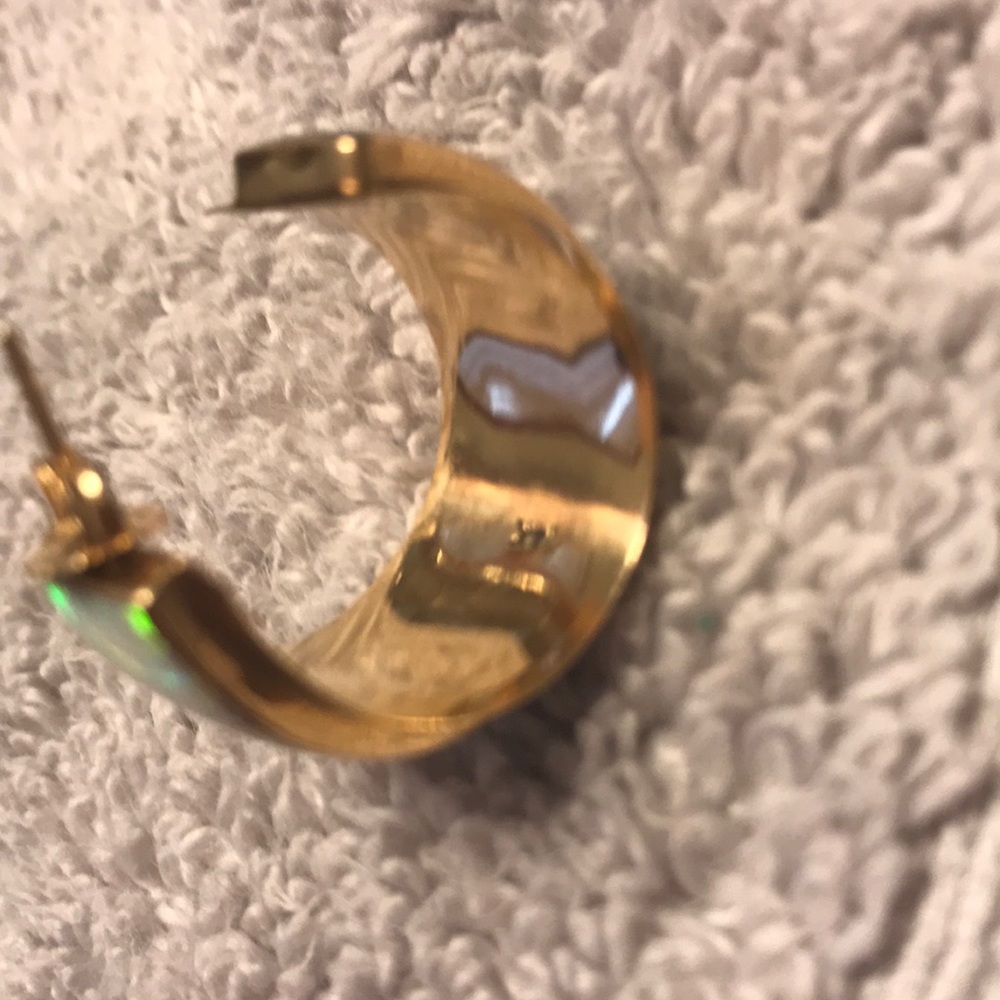 Amazing solid yellow gold opal earrings - Picture 5 of 7